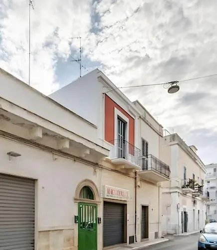 Thetinyhouse 70128 * Bari